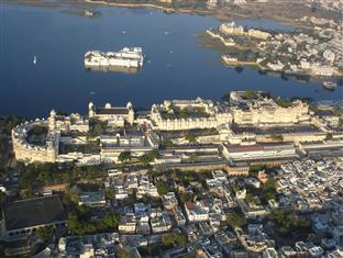 Raj Palace Hotel Udaipur Exterior foto